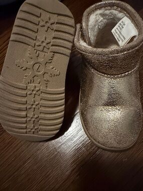 Toddler Metallic Gold Cozy Winter Boots